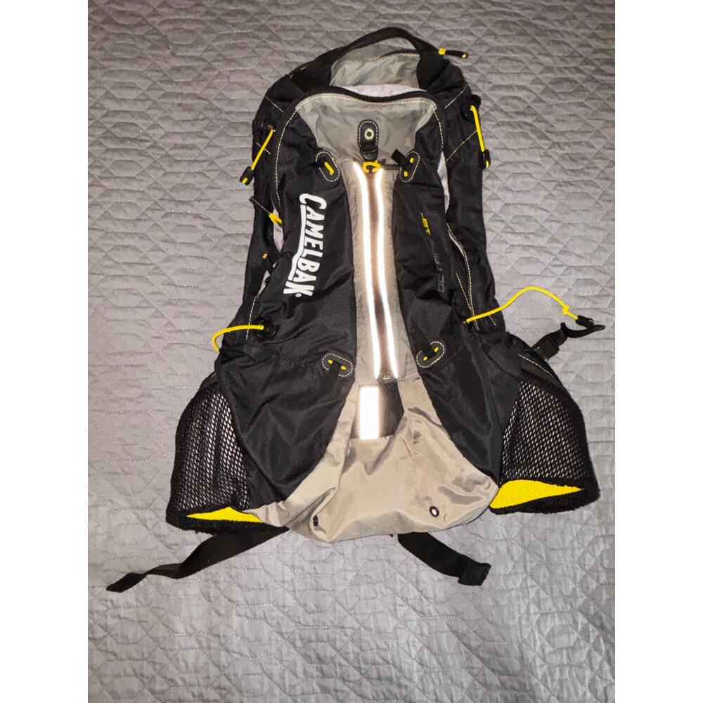 Camelbak Octane 18X Hydration Pack Black/Yellow - no bladder
